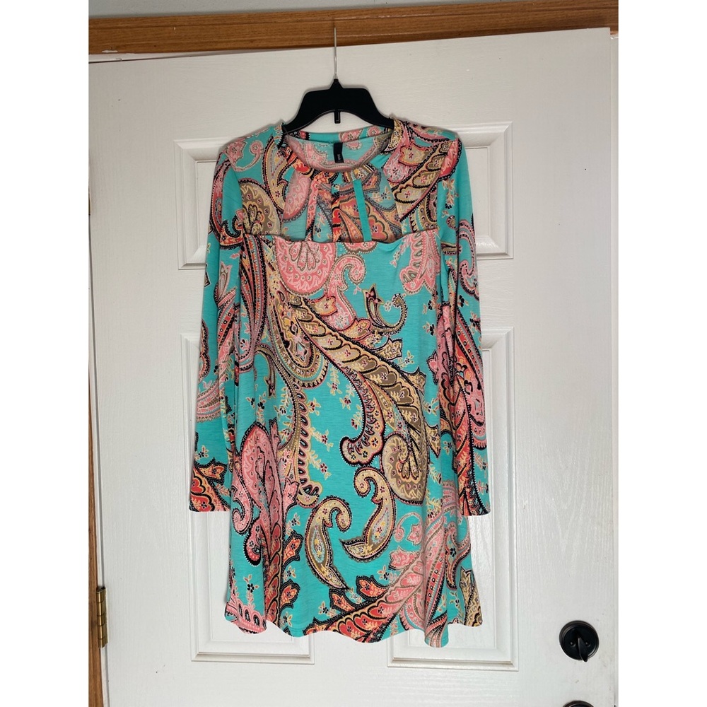 Medium dress